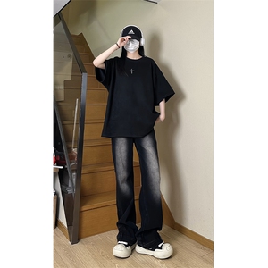 港风大码街头潮流百搭男女圆领短袖T恤五分袖XZ213-T065-P35控48,风衣170男生穿搭技巧图片