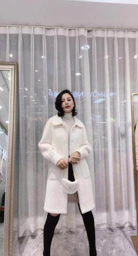 冬季，黄金貂配包包，女装，时尚名门