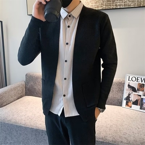 春秋新款男士假两件 针织衫开衫衬衫领毛衣外套两件套韩版潮 Q226图片