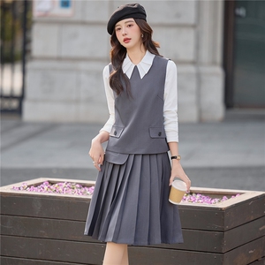 2026春季新款休闲三件套，女装套装/套裙，凯瑟曼