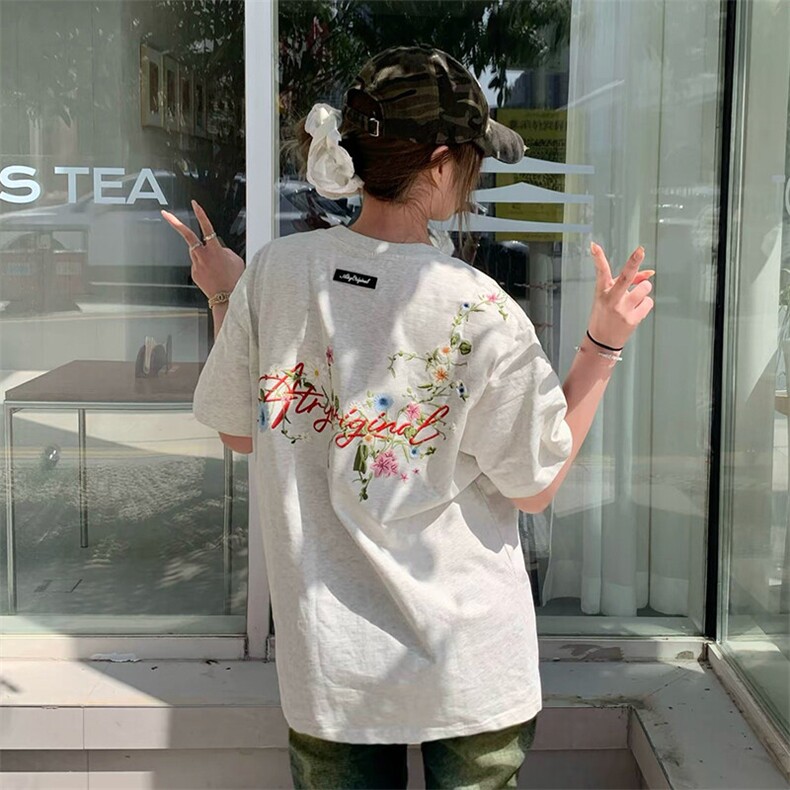 万针全刺绣工艺抖音得物高品质260克重磅纯棉双纱美式高街短袖T恤图片