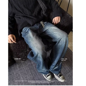 美式复古猫须水洗蓝色牛仔裤男款潮流休闲风百搭宽松直筒阔腿长裤图片