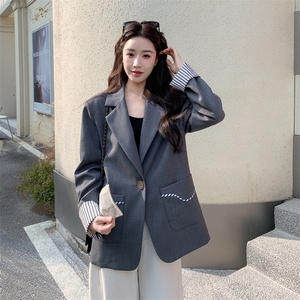 28081-7708-P145-K218春装新款灰色休闲百搭设计感西装外套图片