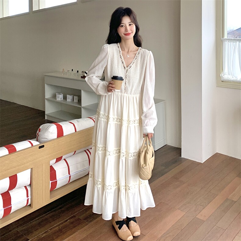 清纯乖乖妹白色连衣裙女春秋2025新款超火好看氛围感独特漂亮长裙,女装连衣裙,2D035