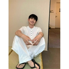 韩版夏季针织纯色套头钮扣短袖上衣男高级感宽松亨利领冰丝，男装T恤，星座506A