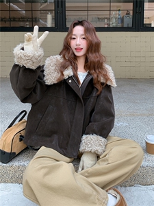 毛绒翻领加厚保暖皮衣女冬小个子皮外套图片