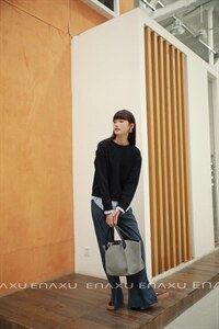 伊奈秀 秋季假两件凹凸印花卫衣女,女装卫衣/绒衫,伊奈秀E∩ΛXU