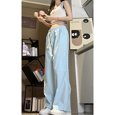 天蓝色