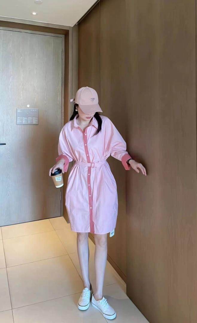 现货新款小衫连衣裙，女装连衣裙，艾芭迪·埃