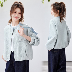 2026年春季宽松毛线拼接圆领菱形格棒球服短外套上衣，女装短外套，简韵佳