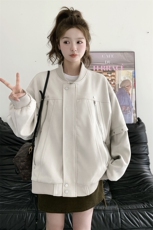 韩系宽松独特高级设计米灰色棒球服女春秋超火巨好看休闲夹克外套，女装短外套，2C201