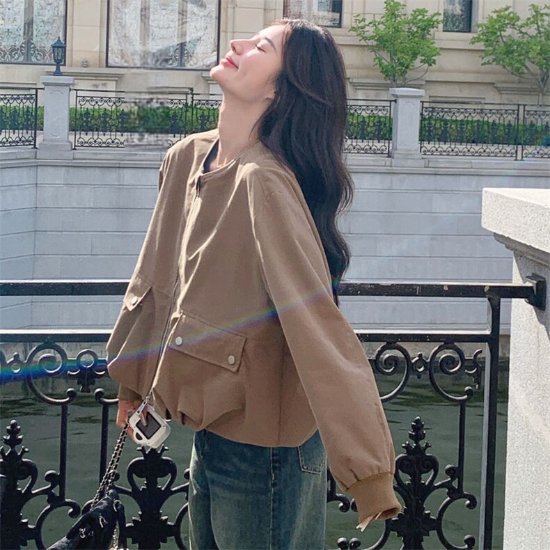 高级小众韩系慵懒chic卡其色外套女春秋超火好看工装短款夹克上衣,女装短外套,2D143