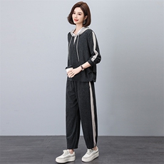春季时尚运动套装女2025年新款妈妈穿搭卫衣两件套，女装套装/套裙，忆绮罗