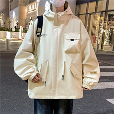米白色