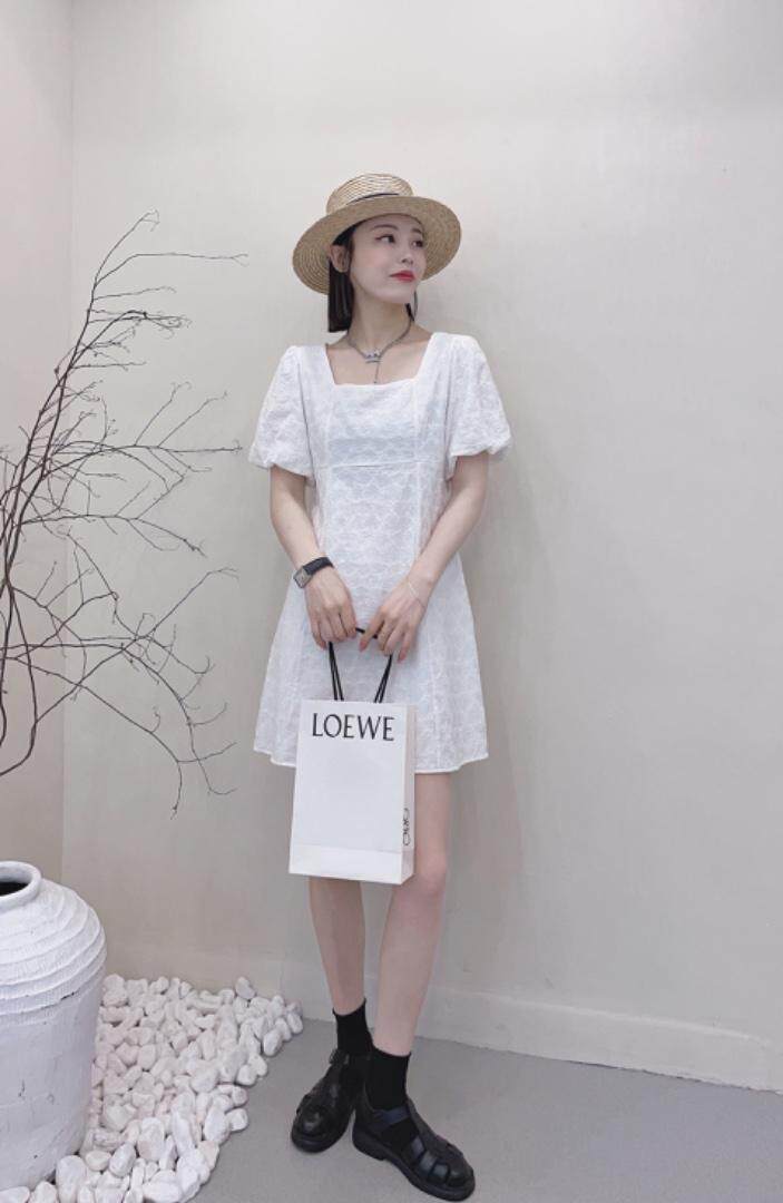 连衣裙，女装连衣裙，卡薇尔