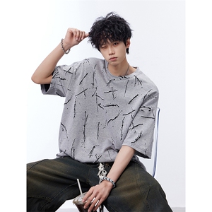 宽松百搭复古感上衣假两件潮酷裂纹满印T恤HY760TP38控68图片