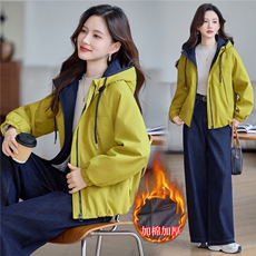 现货!2025年冬季时尚夹棉加厚连帽撞色女外套，女装棉衣/棉服，依恋蒂丝
