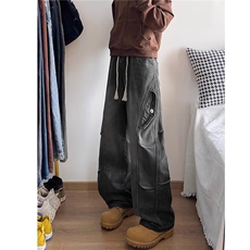红色