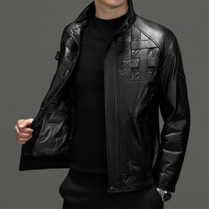 23108冬季新款海宁羽绒服男牛皮外套立领商务休闲男装P980图片