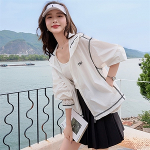 高端时尚防晒衣女2025夏季新款洋气宽松小个子连帽防晒冰感服外套图片