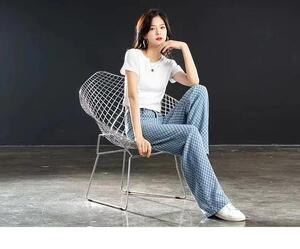 现货：牛仔裤，时装腰，后松紧。穿着舒适。图片