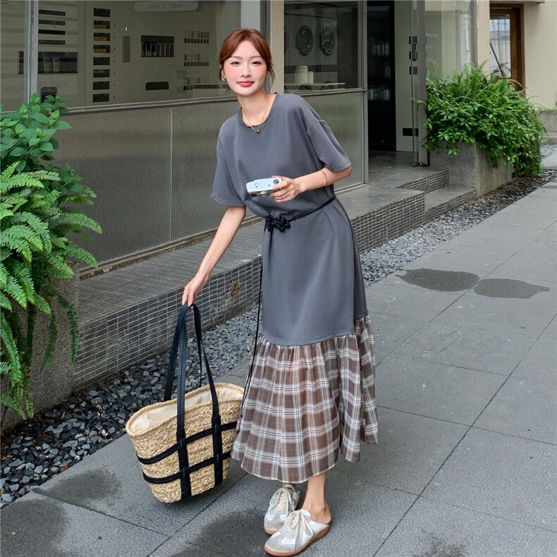 法式复古气质淡人显瘦连衣裙女2025夏季时髦氛围感百搭大裙摆长裙,女装连衣裙,秋水欣儿
