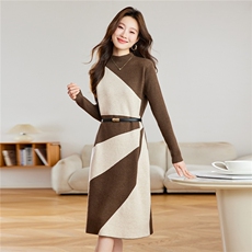 2025黑白撞色针织连衣裙女秋冬新款半高领气质显瘦配大衣裙子，女装针织衫/毛衣，艾米