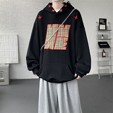 黑色