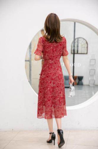 现货供应：夏装新款修身连衣裙M一XXL，女装连衣裙，拉思维加丝