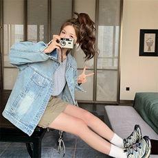 港风复古浅蓝色牛仔短款外套女2025春秋季新款设计感显瘦夹克上衣，女装短外套，2C266
