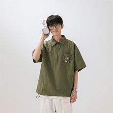军绿色