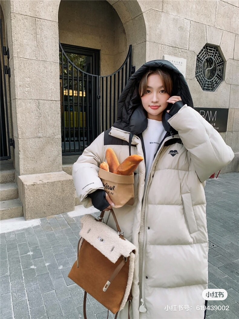 2025年秋季单件长袖拉链爱心款羽绒服时尚百搭，女装羽绒服，禾雯电商供货