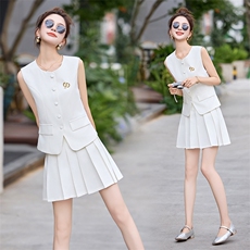 学院风减龄单排扣马甲套装女2025夏季新款日系高级感百褶裙两件套，女装套装/套裙，采品优优