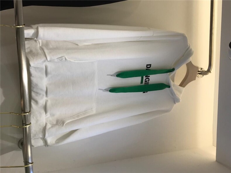 现货连帽卫衣，女装卫衣/绒衫，魅力布梵