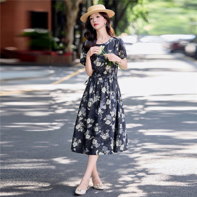 2026夏装时尚印花显瘦连衣裙,女装连衣裙,倪叶myz