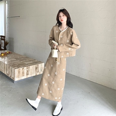 现货2D078-T1968-P195K278刺绣外套+半裙套装2件套，女装套装/套裙，2D078