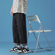 蓝色