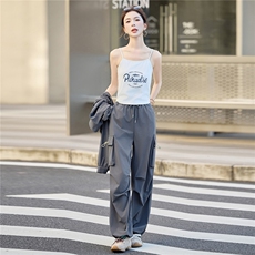 2025年秋季时尚休闲三件套，女装套装/套裙，红依一坊