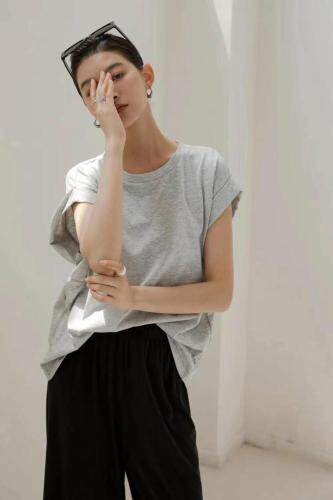 短袖性价比超高的一款，女装，ES MODISH