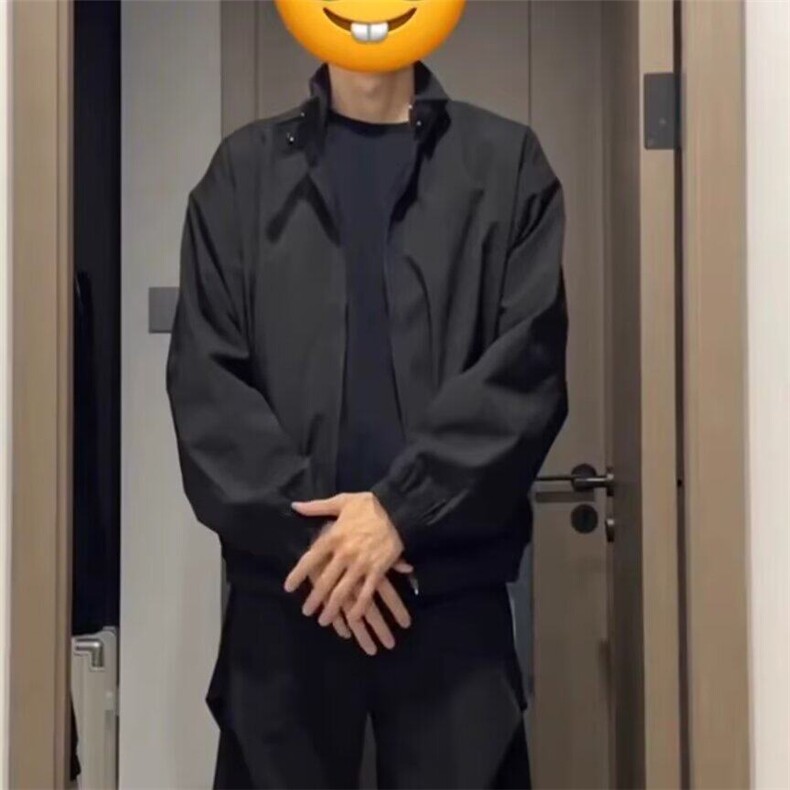 美式夹克外套休闲宽松高级男女春秋冲锋衣纯色简约百搭飞行员夹克图片