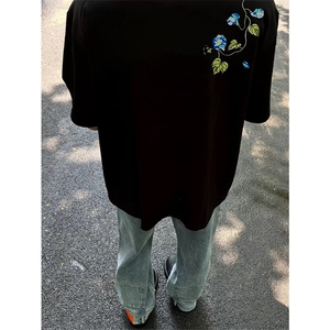 网图有货 夏季全幅缠绕花卉刺绣短袖T恤男女情侣宽松上衣A556-P35图片