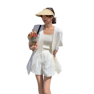盐系轻熟穿搭格子背带裤女夏薄款2025年新款洋气减龄短裤图片