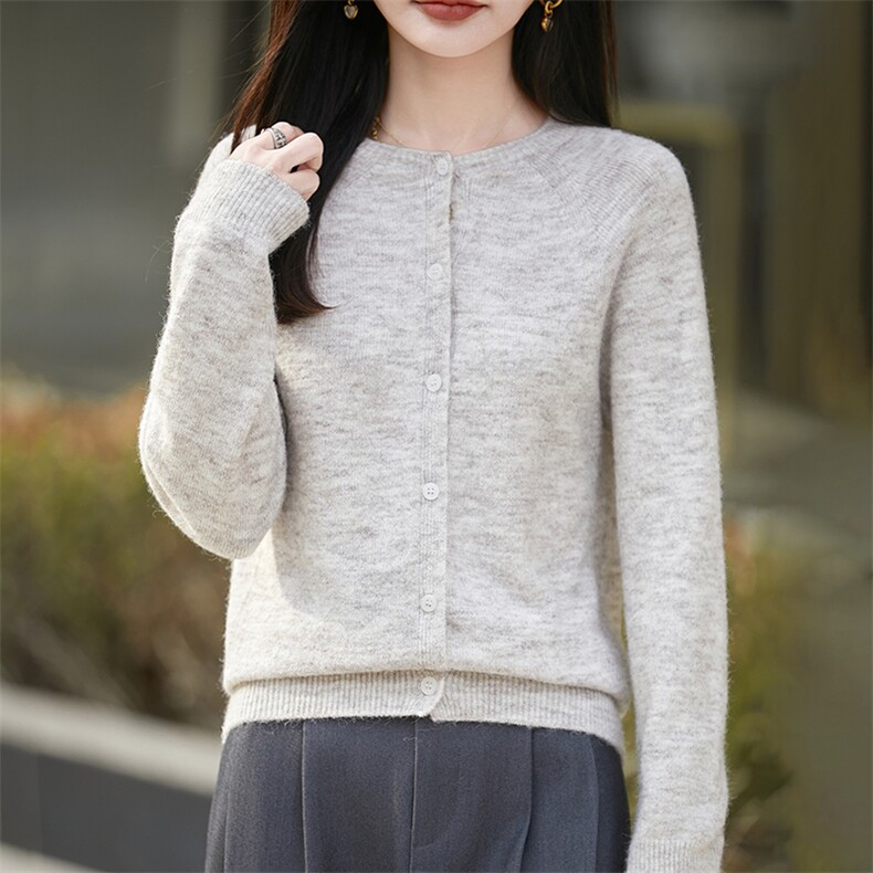 2025年秋季通勤套头单件长袖长袖一线成衣圆领开衫，女装针织衫/毛衣，尚雪电商供货