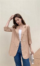 超薄外套。尺码MLXL，其它，烜霏