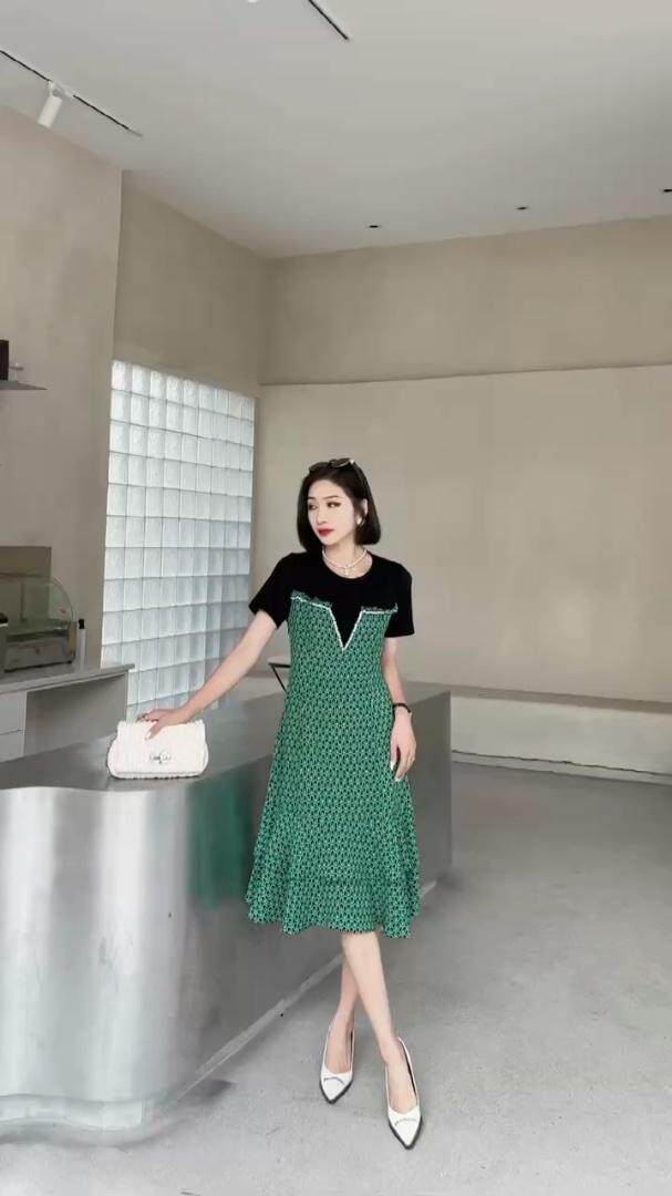 夏装新款连衣裙，女装连衣裙，骏俏伊人