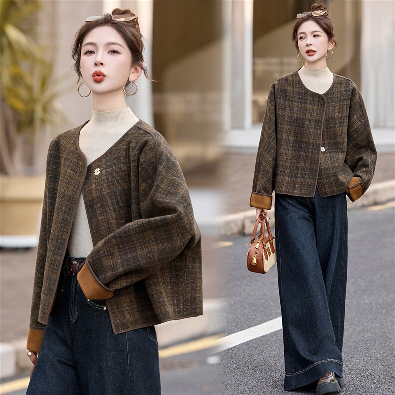 百搭2025年冬季新款时尚格子撞色宽松毛呢外套，女装毛呢外套，奕薇雅