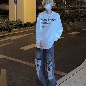 字母印花长袖T恤男秋季美式街头高街复古白色打底衫青少年上衣服,衣服搭配合理养眼图片