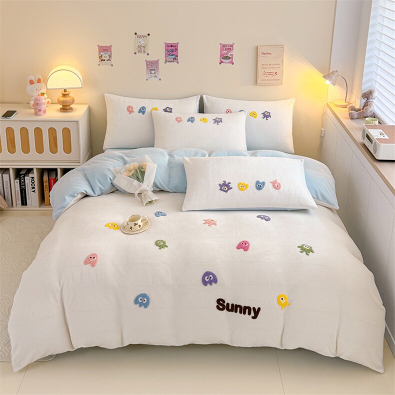 新款小怪兽卡通小清新毛巾绣牛奶绒四件套，床品套件，一起卖家纺