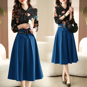 奥特莱斯清仓品牌剪标尾货女装气质中长款高腰a字半身裙伞裙，女装套装/套裙，卡杰菲