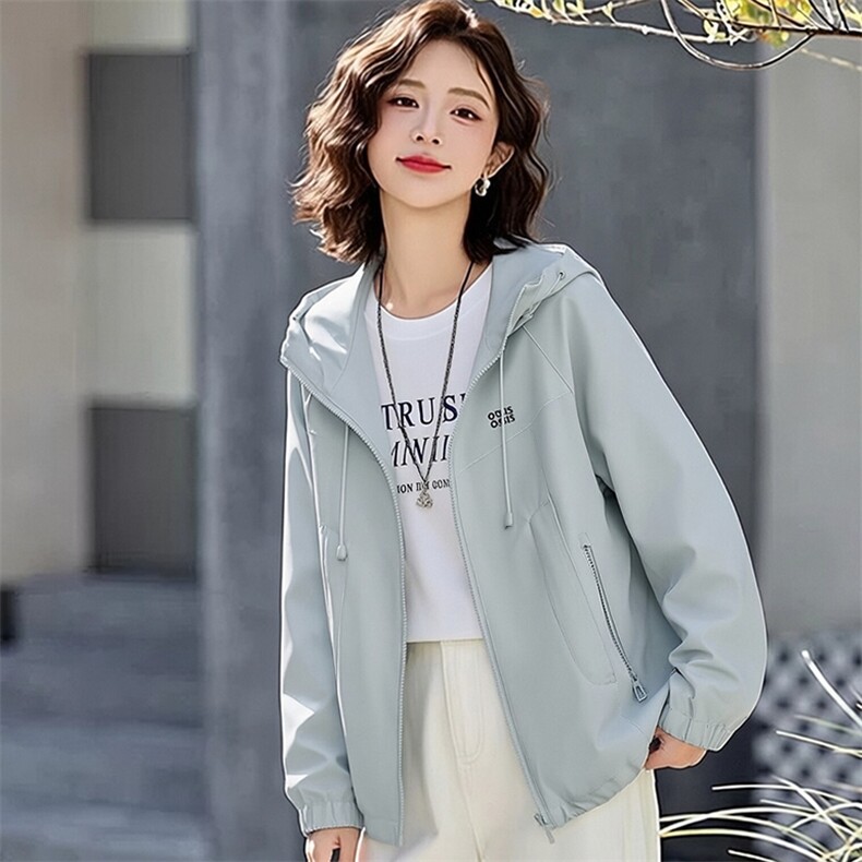 （现货）休闲连减龄短款风衣百搭时尚上衣,女装短外套,韩蔻秀